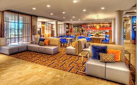 Courtyard By Marriott San Marcos